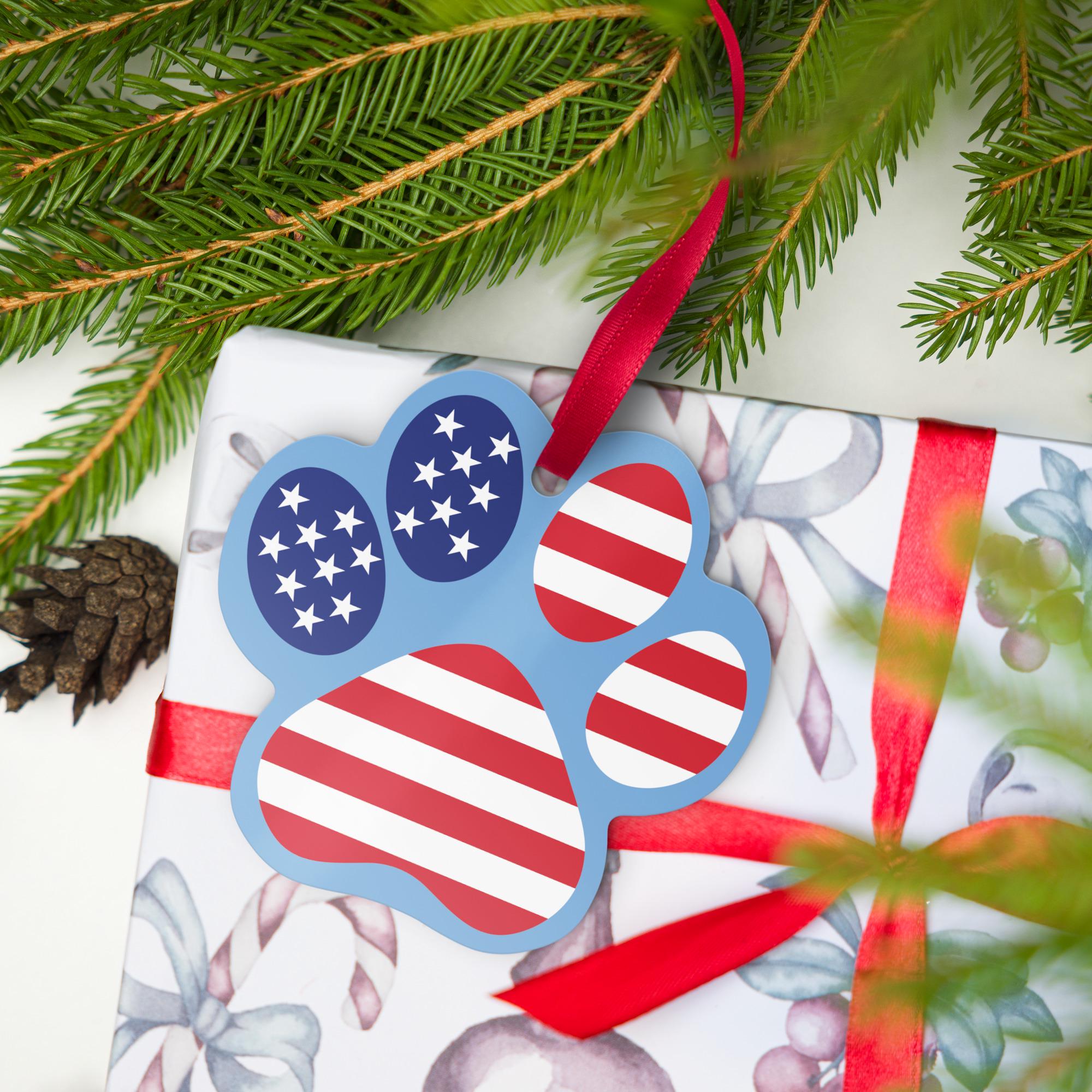 Metal ornament